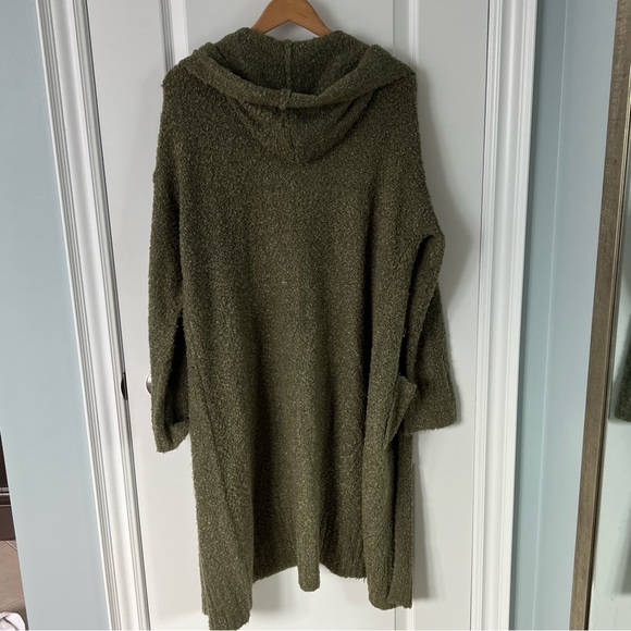 Solutions Long hooded green cardigan sweater medium - Picture 2 of 6